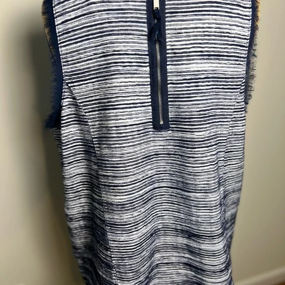 Anthropologie women’s navy & white sleeveless top with fringe detail xl - Picture 5 of 7